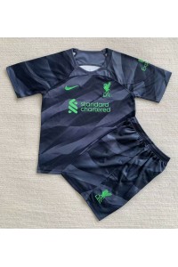 Liverpool Keeper Babyklær Borte Fotballdrakt til barn 2022-23 Korte ermer (+ Korte bukser)
